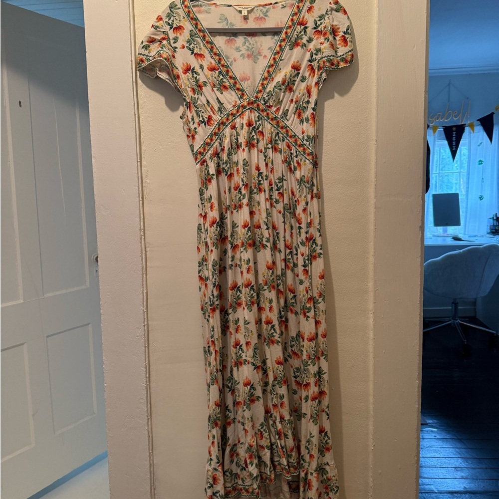 Floral V-Neck Maxi Dress